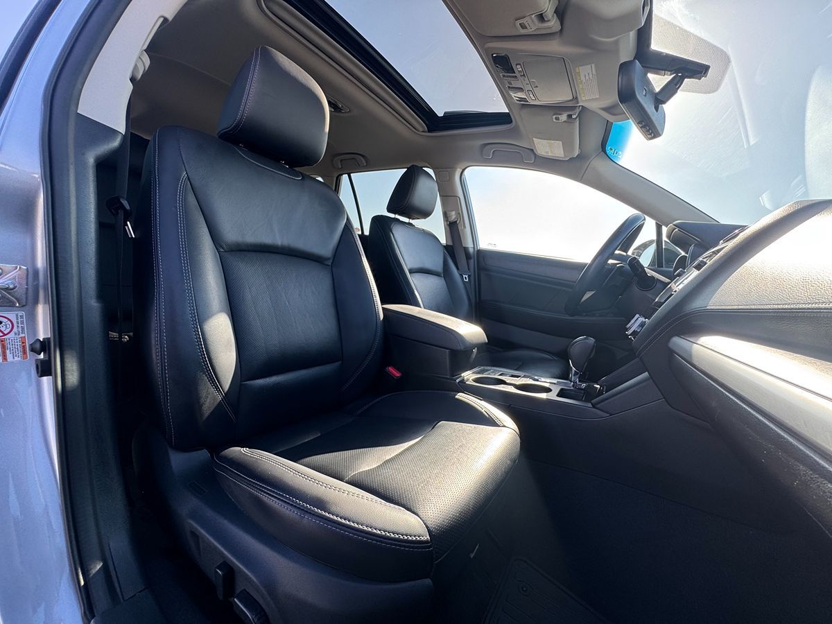 2018 Subaru Outback Limited photo 29