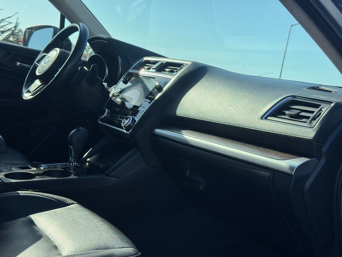 2018 Subaru Outback Limited photo 31