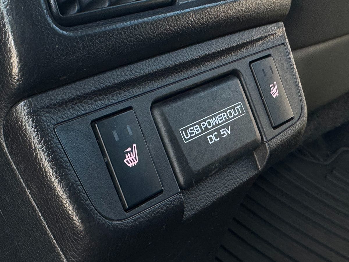2018 Subaru Outback Limited photo 36