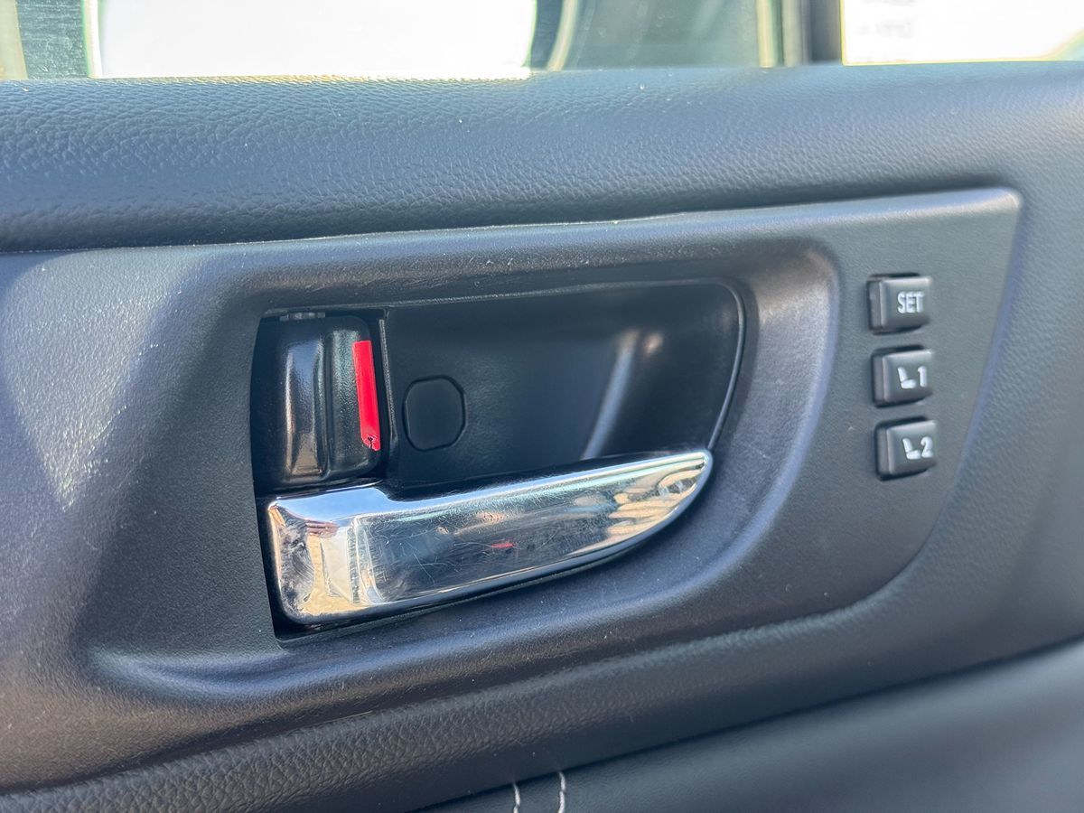 2018 Subaru Outback Limited photo 39