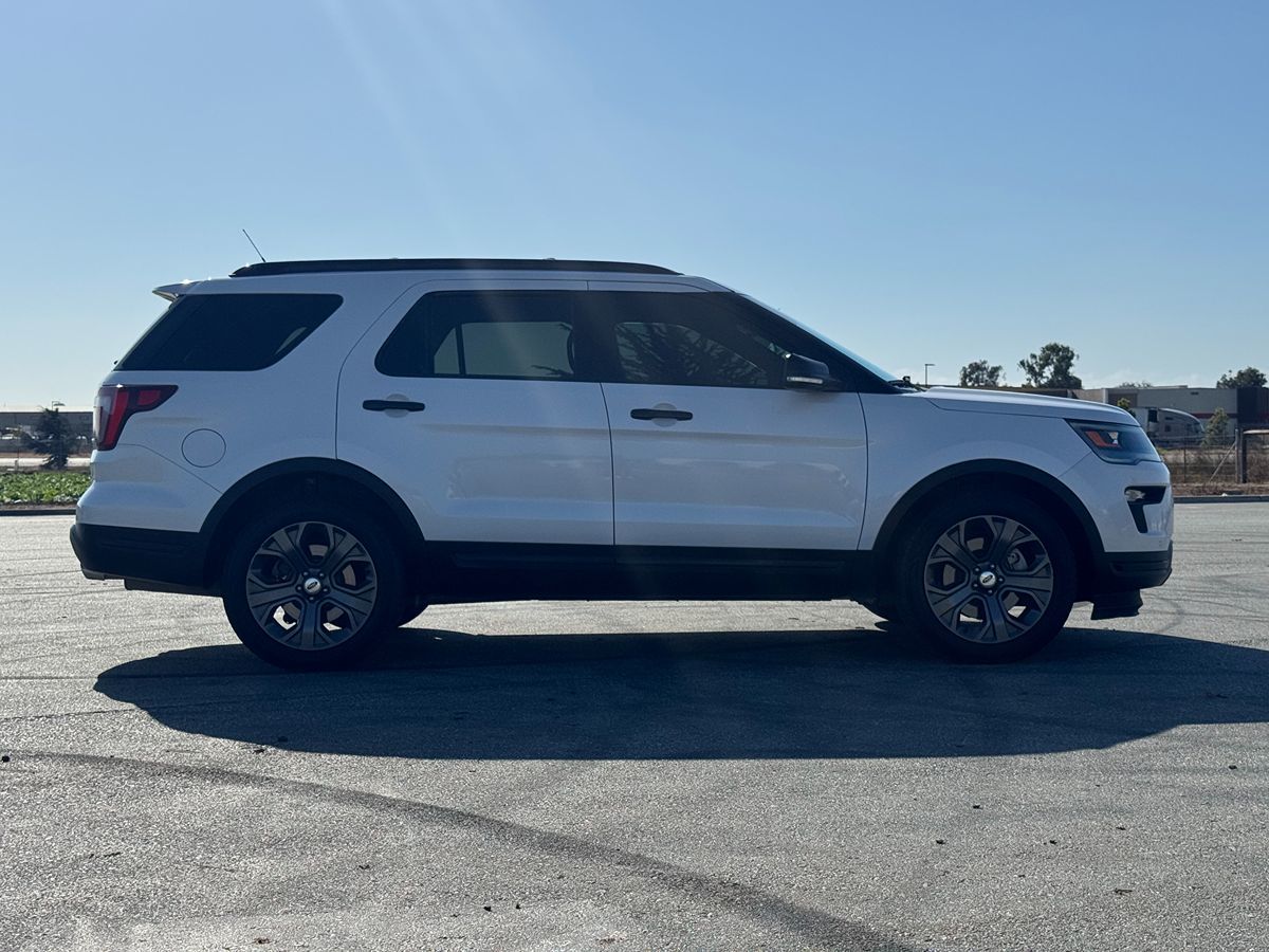 2018 Ford Explorer Sport photo 10