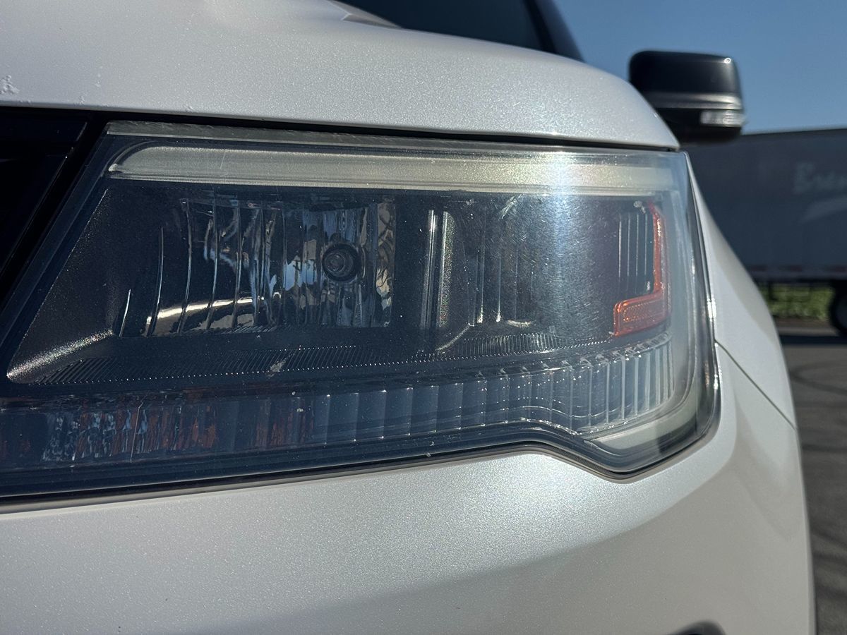 2018 Ford Explorer Sport photo 14