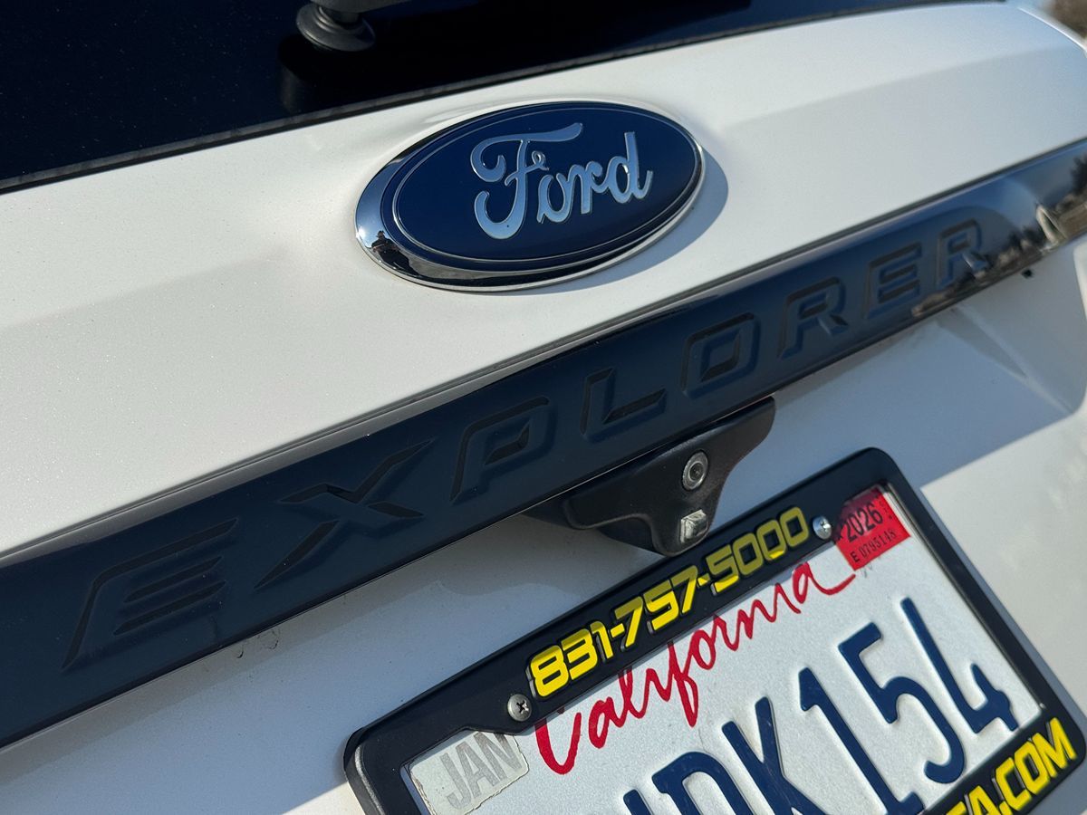 2018 Ford Explorer Sport photo 20