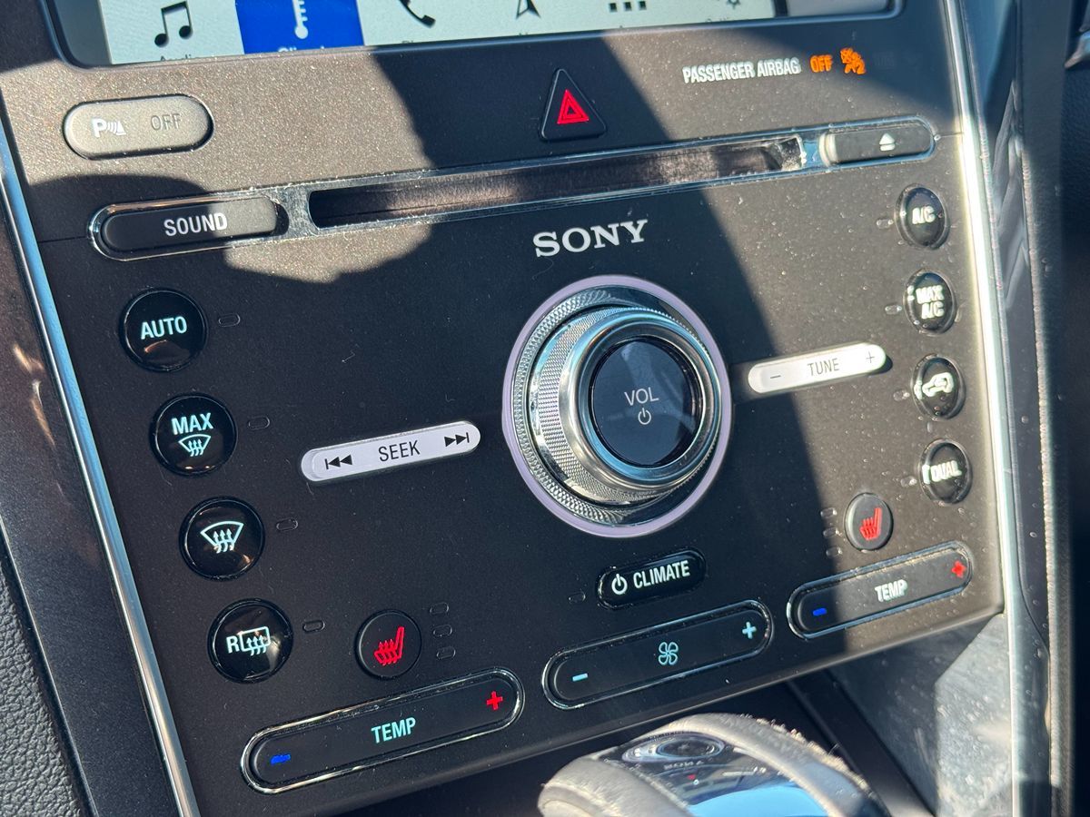 2018 Ford Explorer Sport photo 51