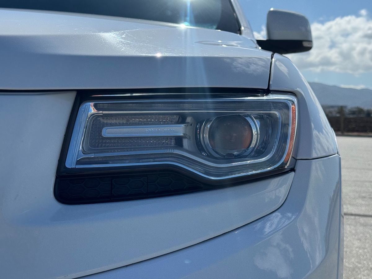 2015 Jeep Grand Cherokee Summit photo 14
