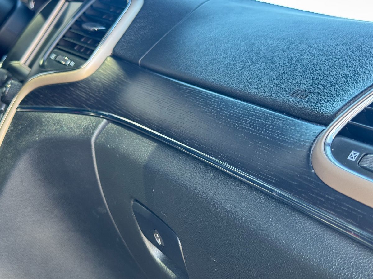 2015 Jeep Grand Cherokee Summit photo 33