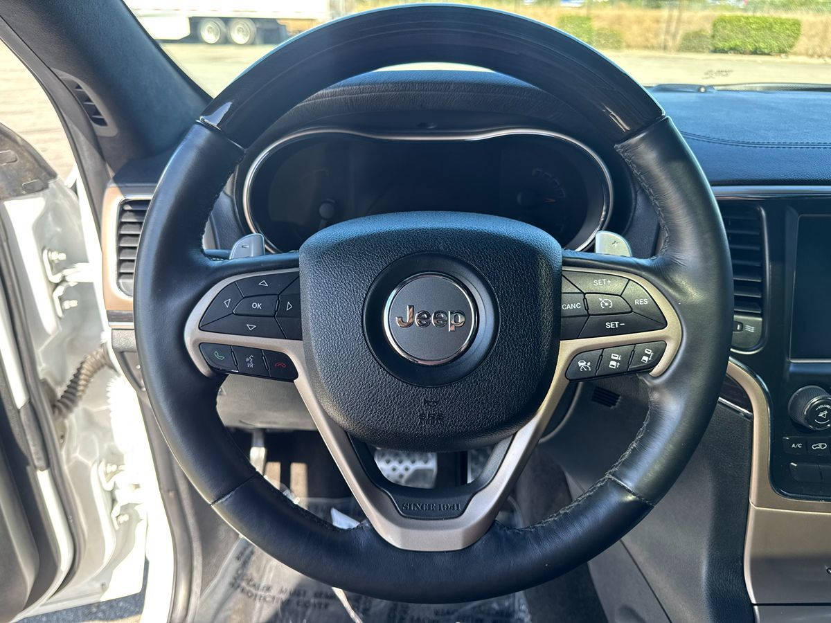 2015 Jeep Grand Cherokee Summit photo 44
