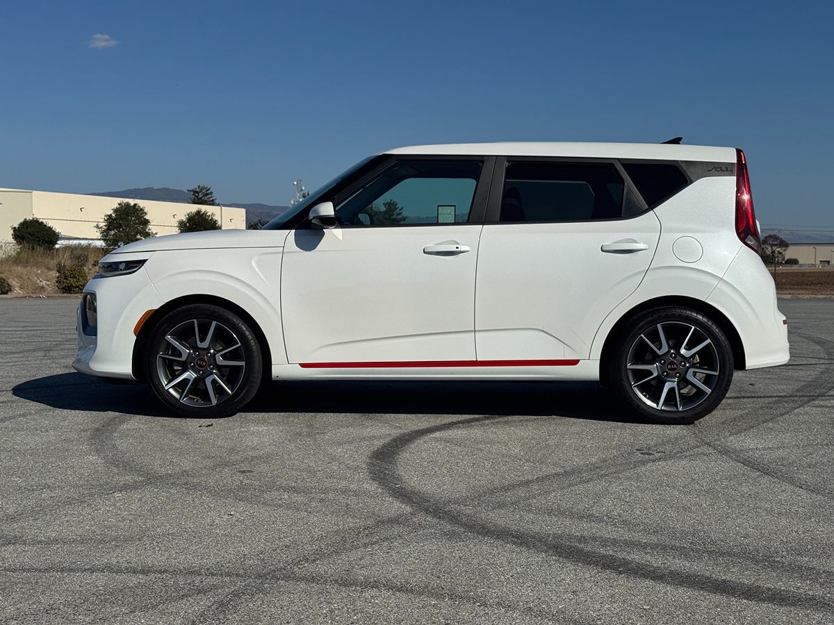 2021 Kia Soul GT-Line Turbo photo 4