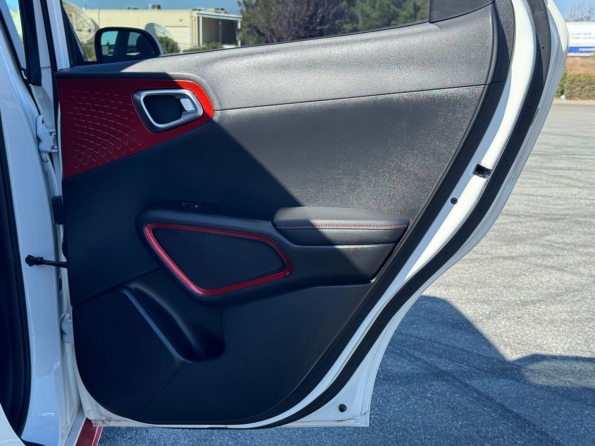 2021 Kia Soul Turbo - Photo 20