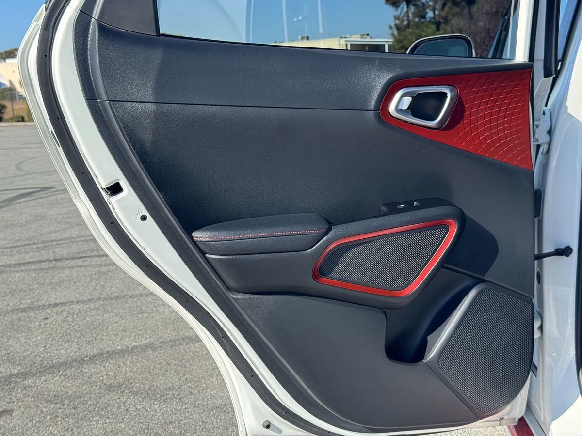 2021 Kia Soul Turbo - Photo 22