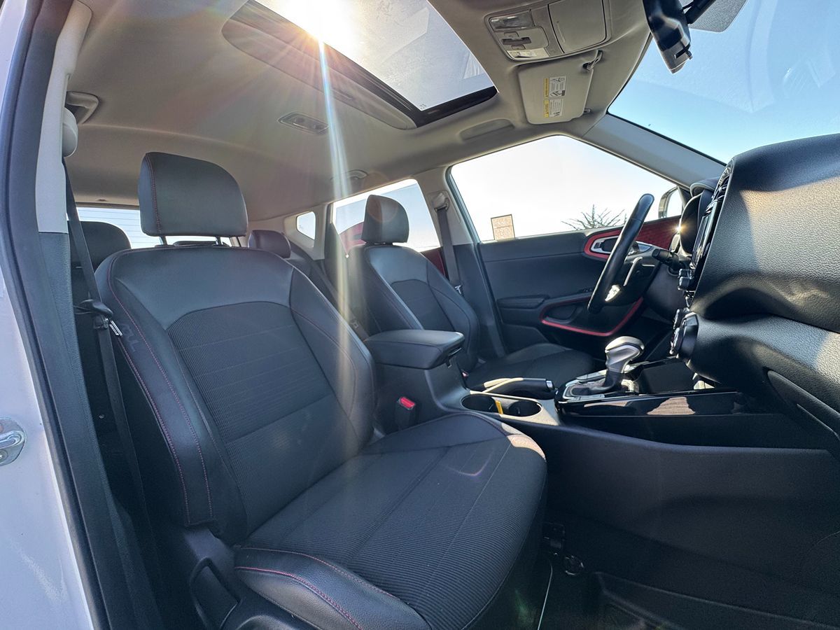 2021 Kia Soul Turbo - Photo 28
