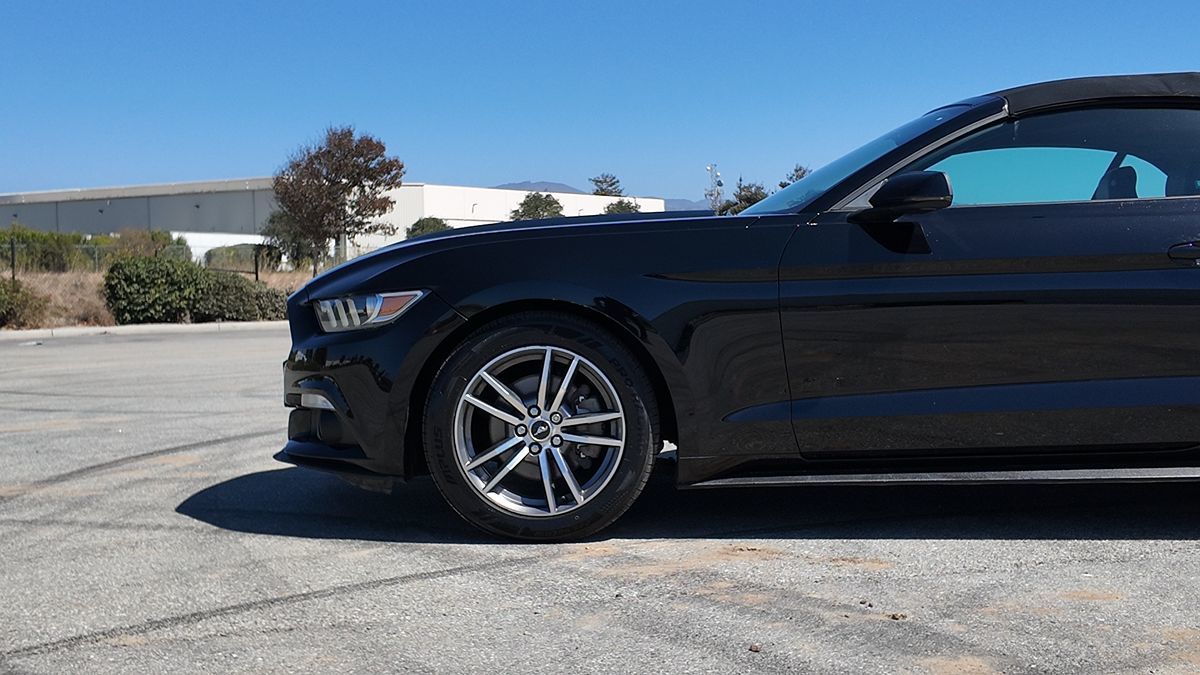 2017 Ford Mustang EcoBoost Premium - Photo 3