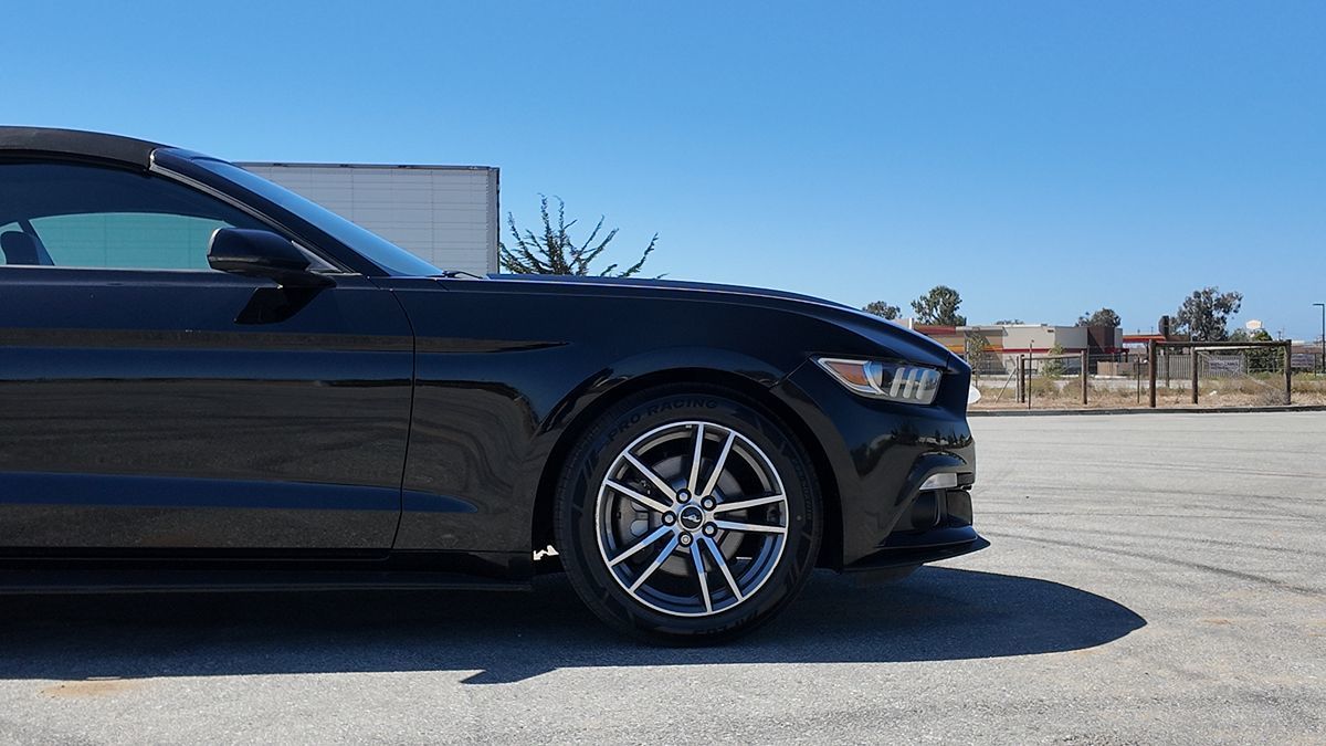 2017 Ford Mustang EcoBoost Premium - Photo 10