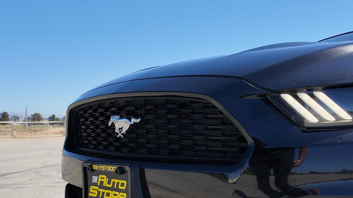 2017 Ford Mustang EcoBoost Premium - Photo 16