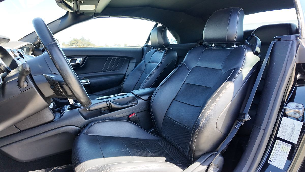2017 Ford Mustang EcoBoost Premium - Photo 29