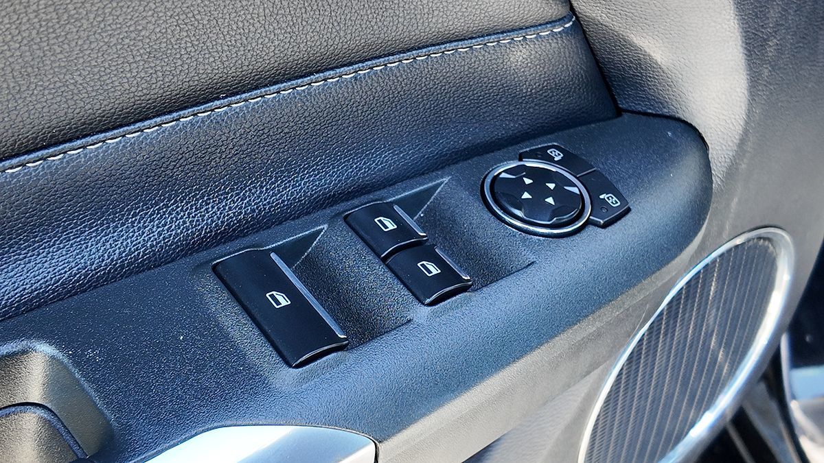 2017 Ford Mustang EcoBoost Premium - Photo 30