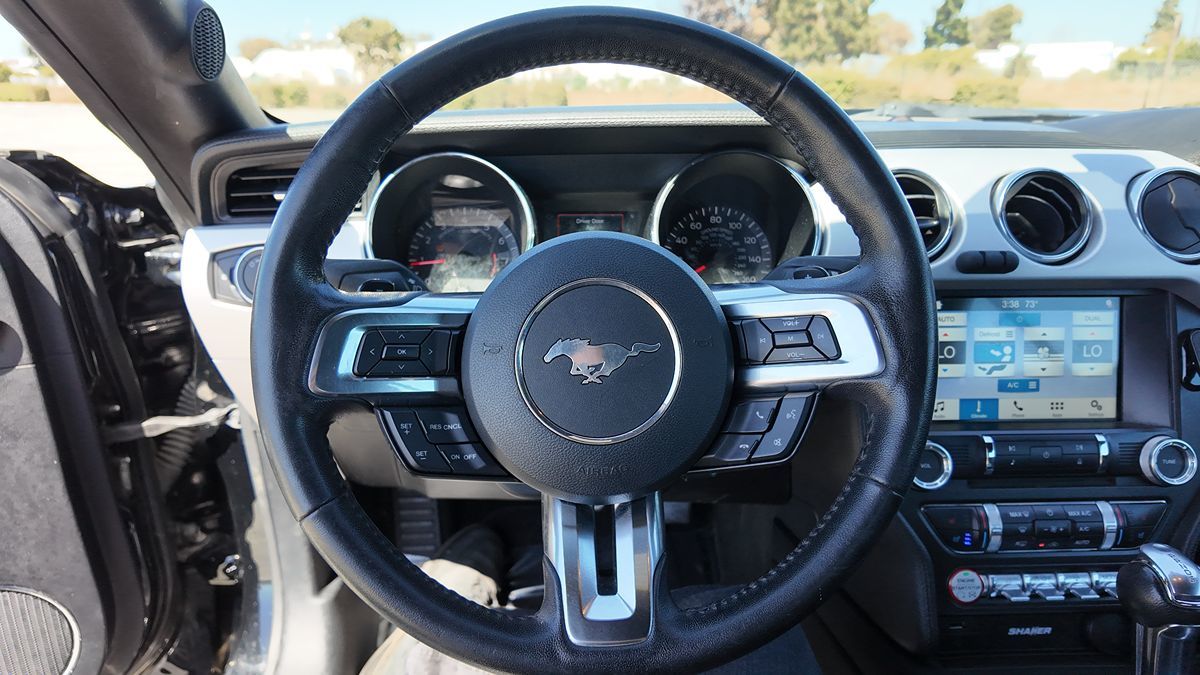 2017 Ford Mustang EcoBoost Premium - Photo 33