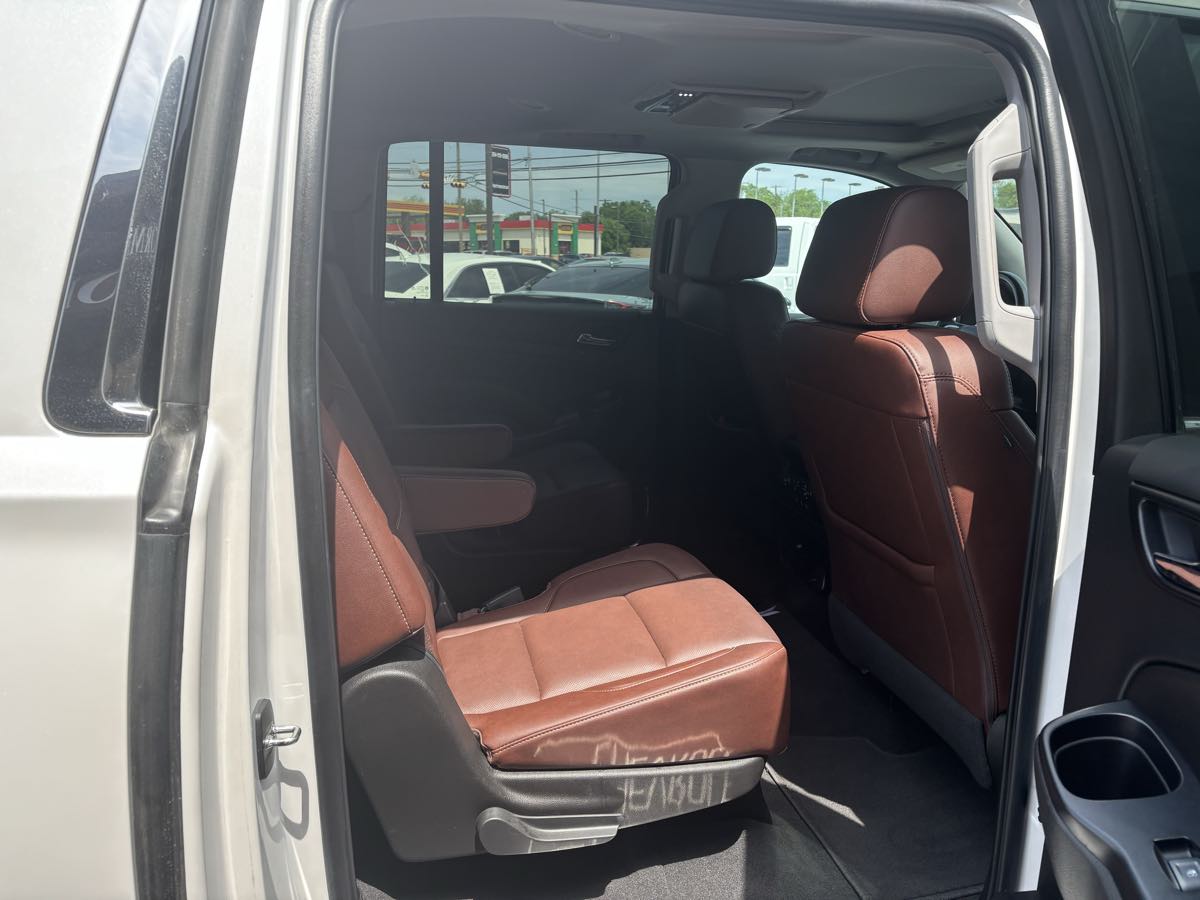 2020 Chevrolet Suburban Premier photo 4