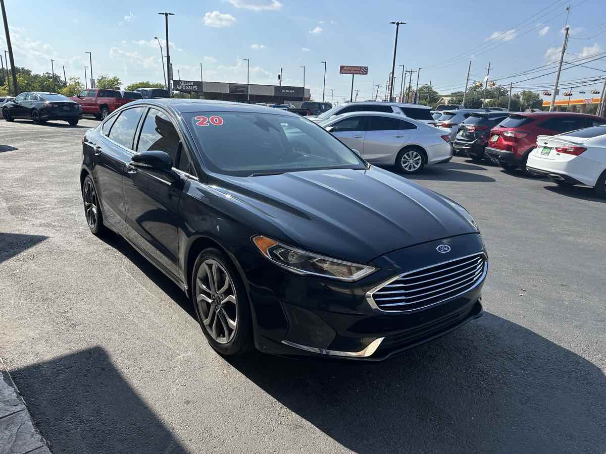 2020 Ford Fusion SEL photo 4