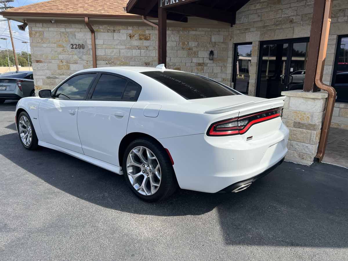 2019 Dodge Charger R/T photo 3