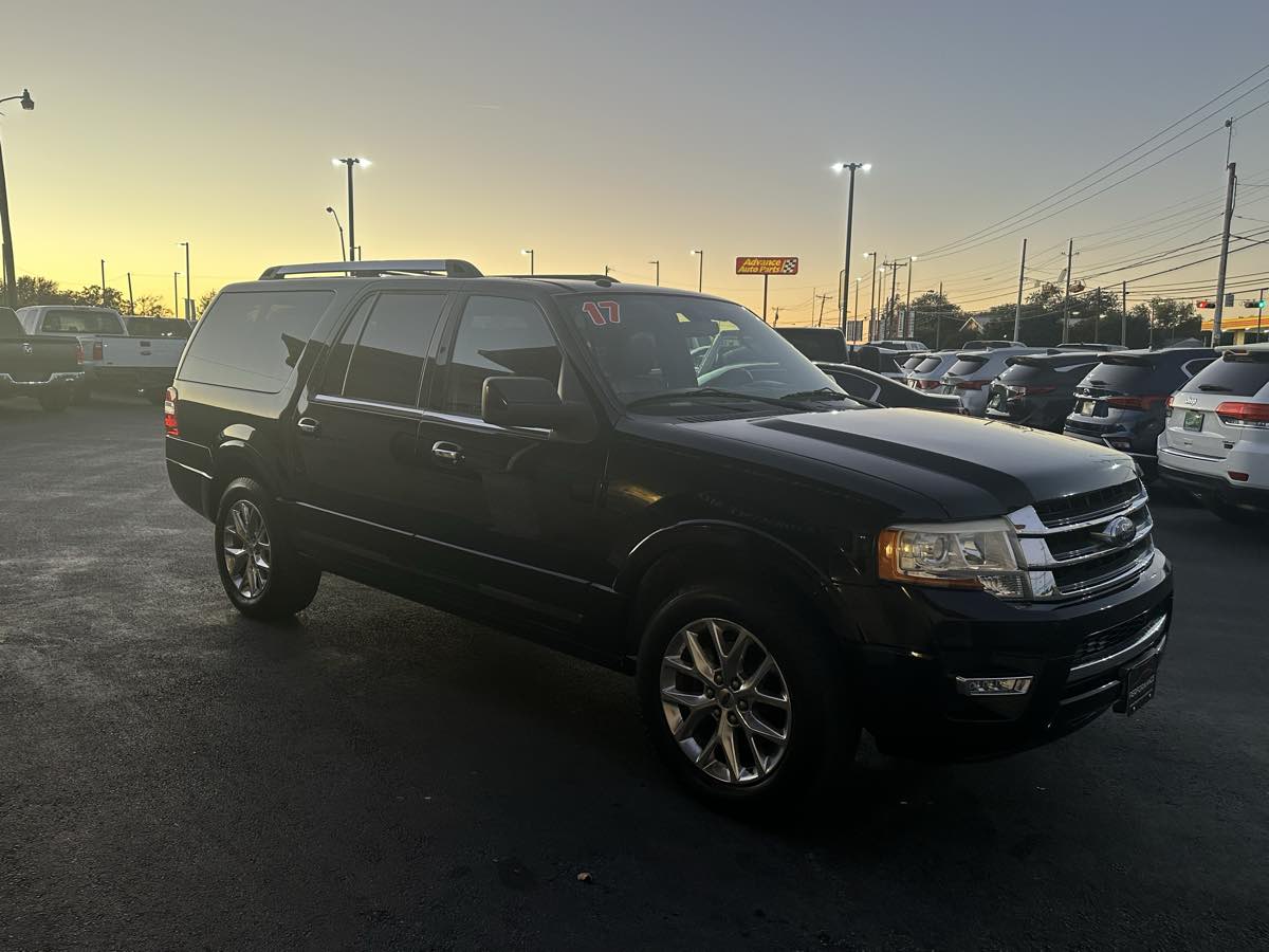 2017 Ford Expedition EL Limited photo 4