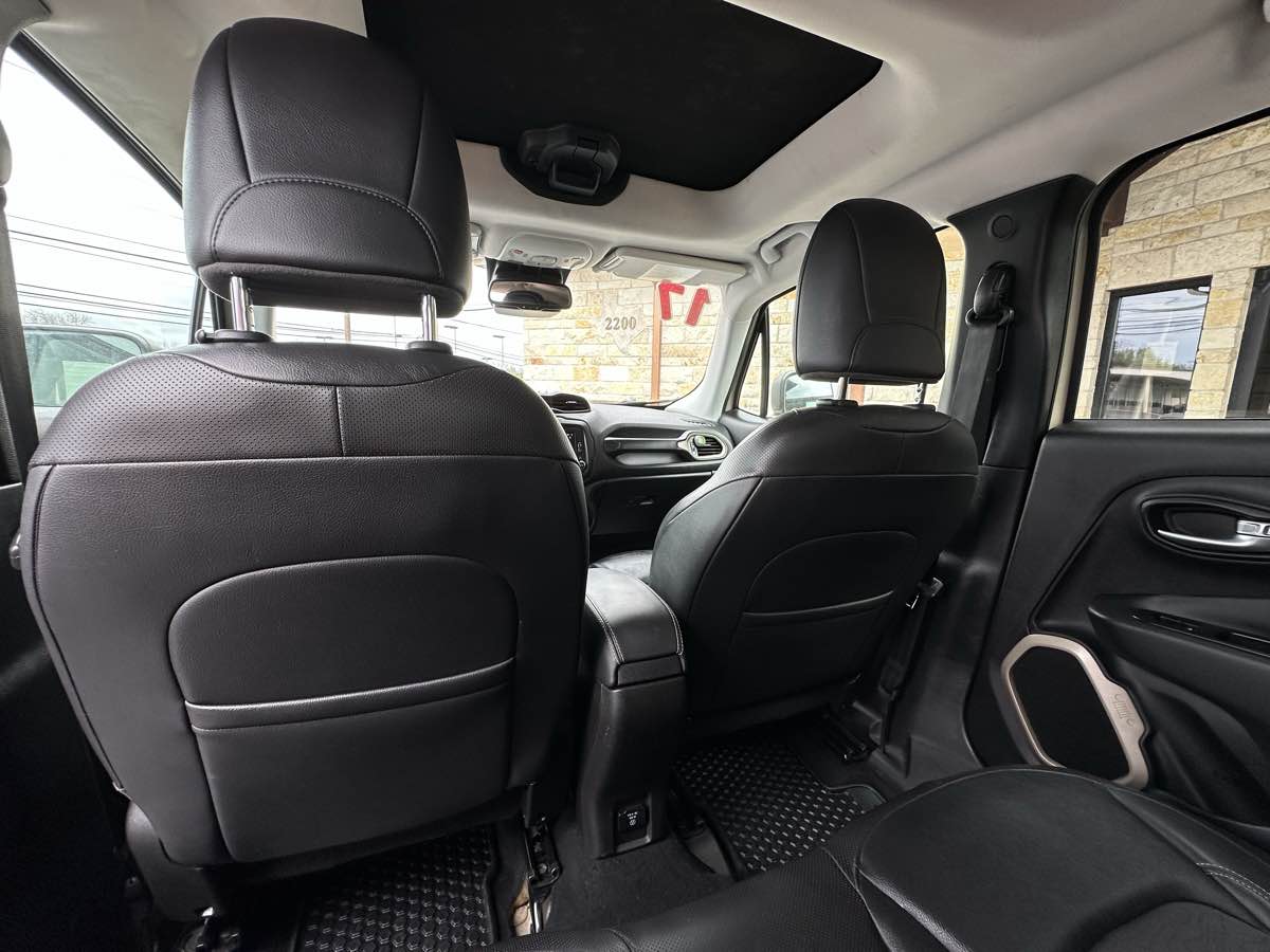 2017 Jeep Renegade Deserthawk - Photo 7