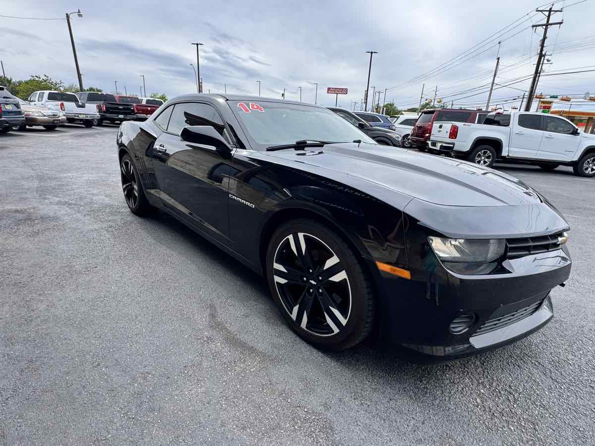 2014 Chevrolet Camaro 2LS - Photo 4