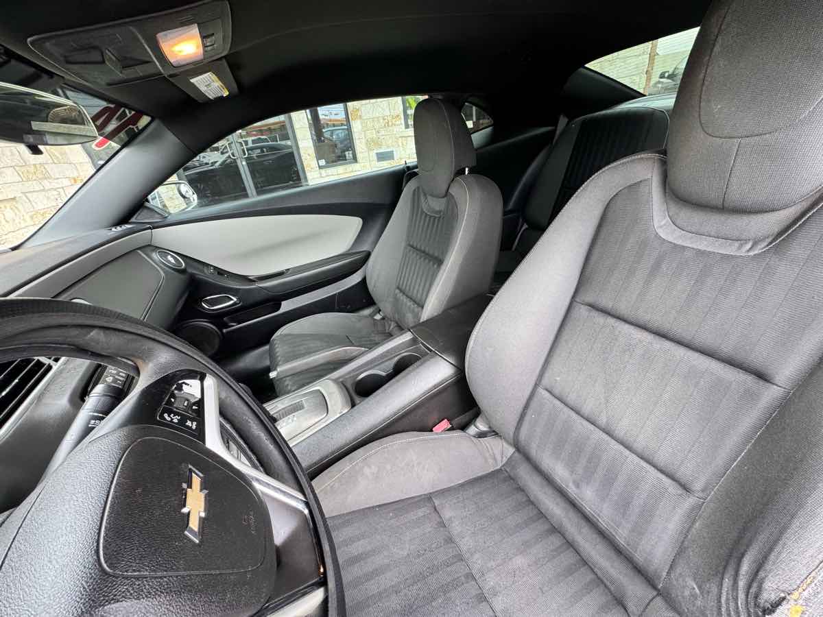 2014 Chevrolet Camaro 2LS - Photo 7