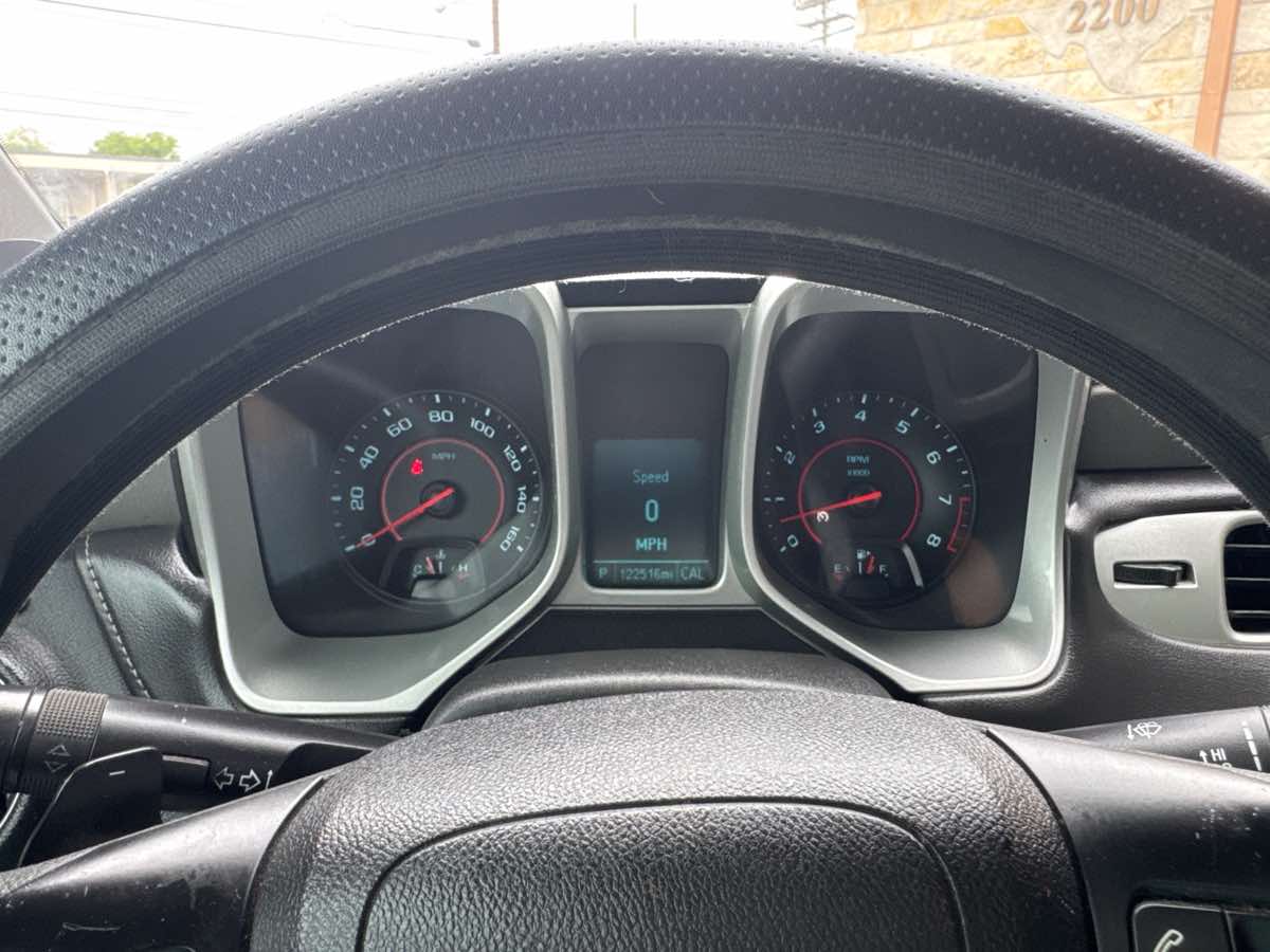 2014 Chevrolet Camaro 2LS - Photo 11