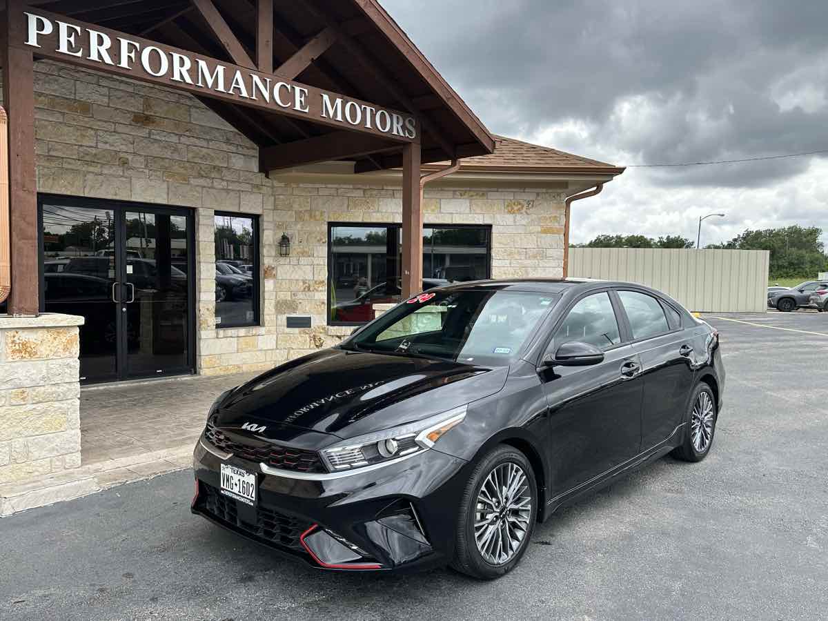 2024 Kia Forte GT-Line AT's photo