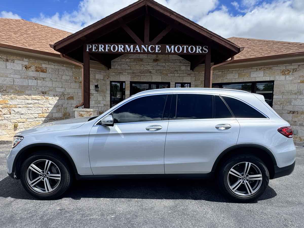 2020 Mercedes-Benz GLC GLC300 - Photo 2