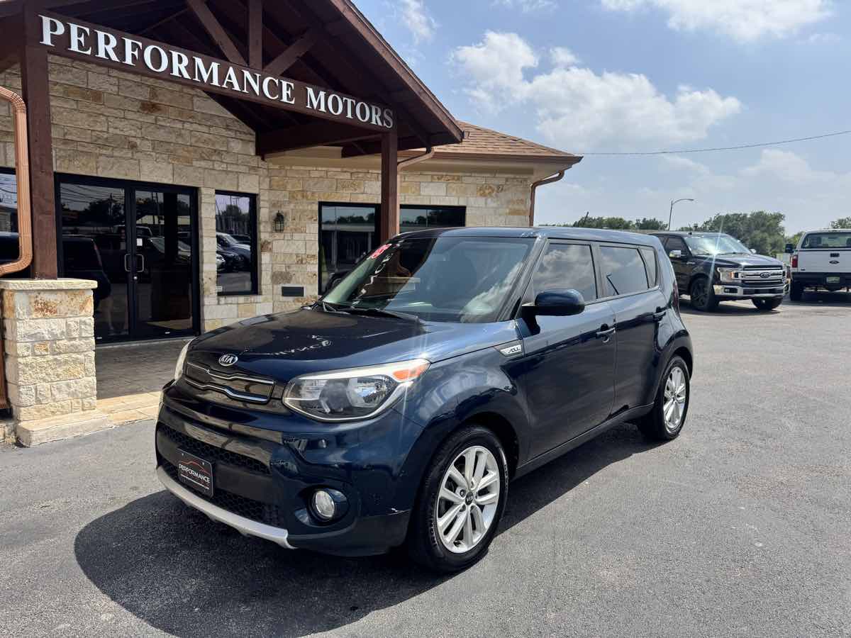  2018 Kia Soul +   