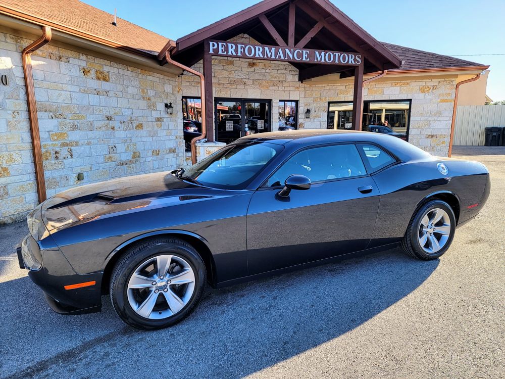 Sold 2016 Dodge Challenger SXT in Killeen