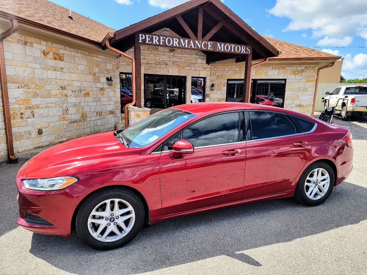 2016 Ford Fusion SE