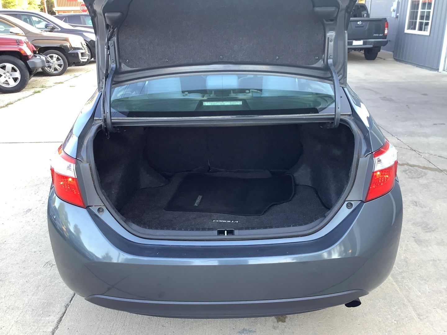 2014 Toyota Corolla L photo 11