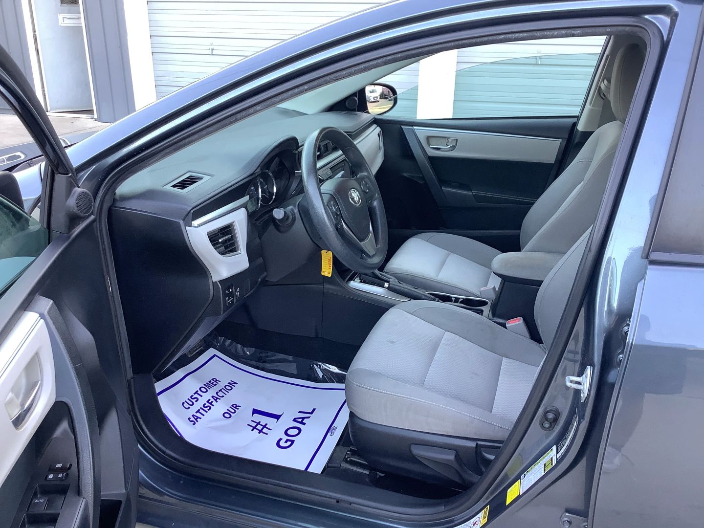2014 Toyota Corolla L photo 14
