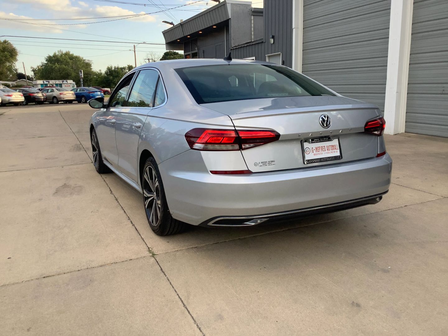 2021 Volkswagen Passat 2.0T SE photo 5