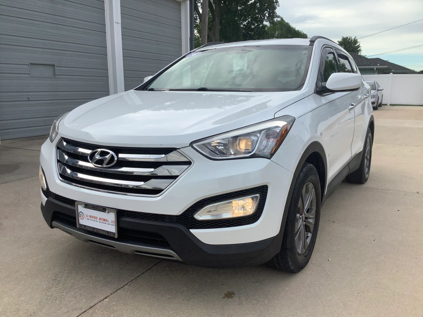 2014 Hyundai Santa Fe Sport photo 2