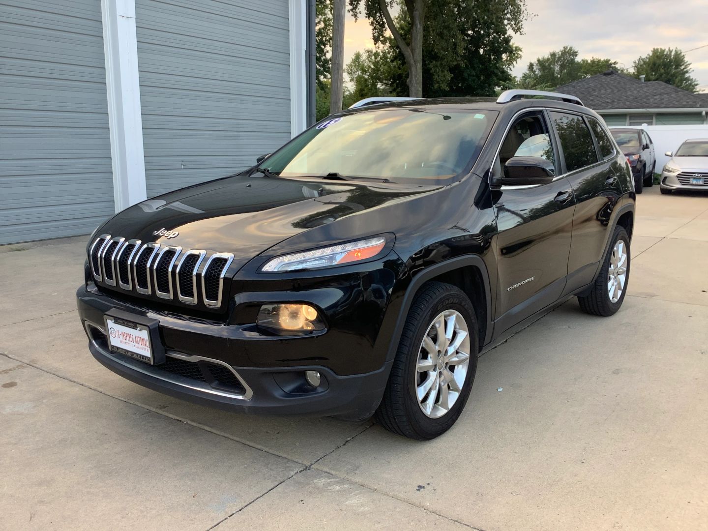 2015 Jeep Cherokee Limited photo 2