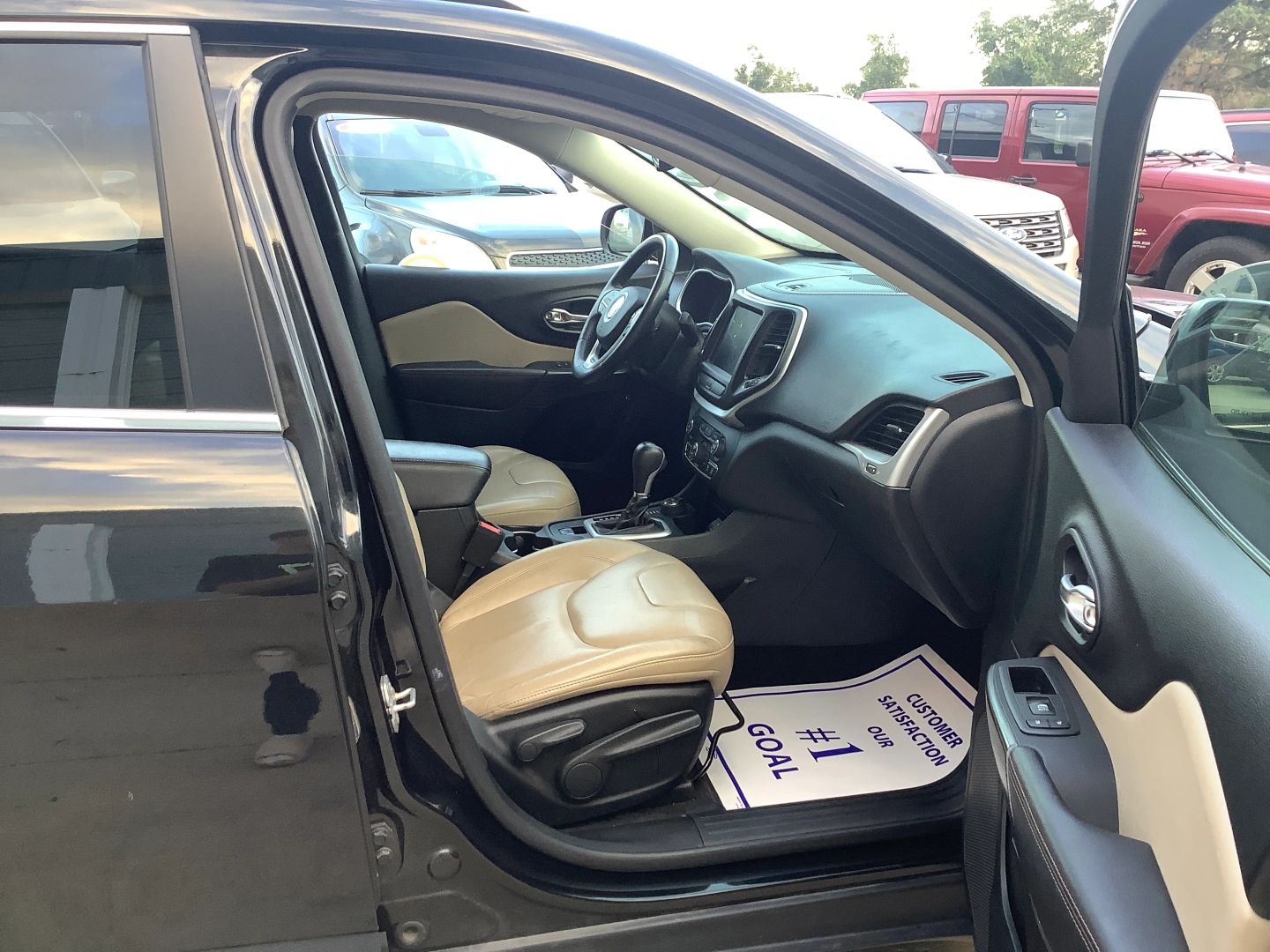 2015 Jeep Cherokee Limited photo 8