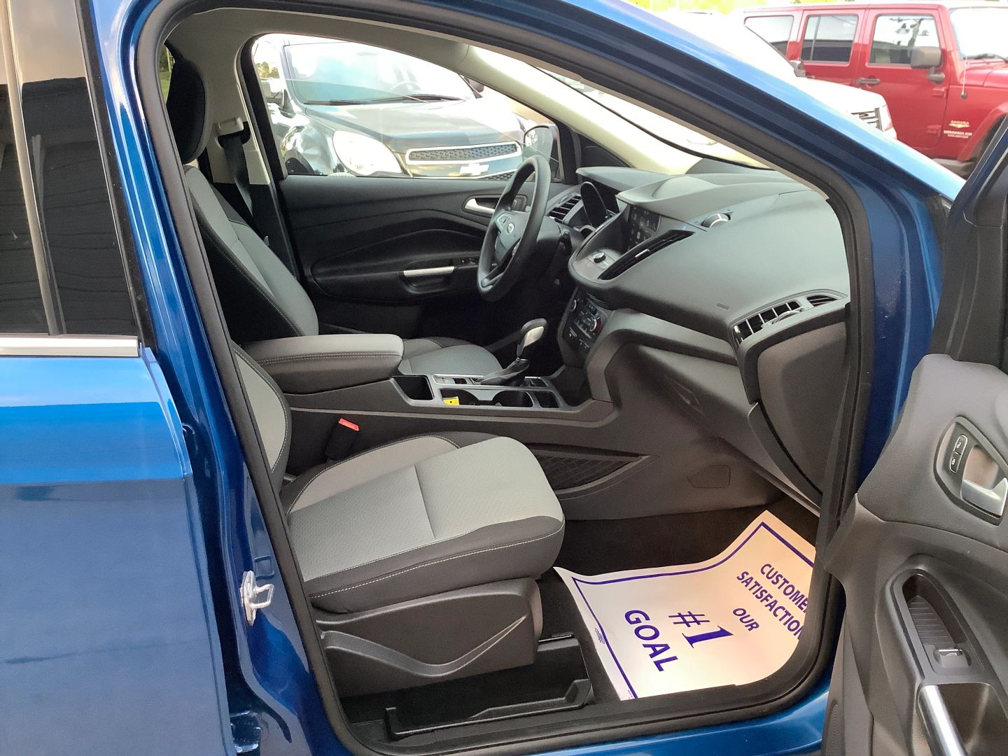 2019 Ford Escape SE photo 8