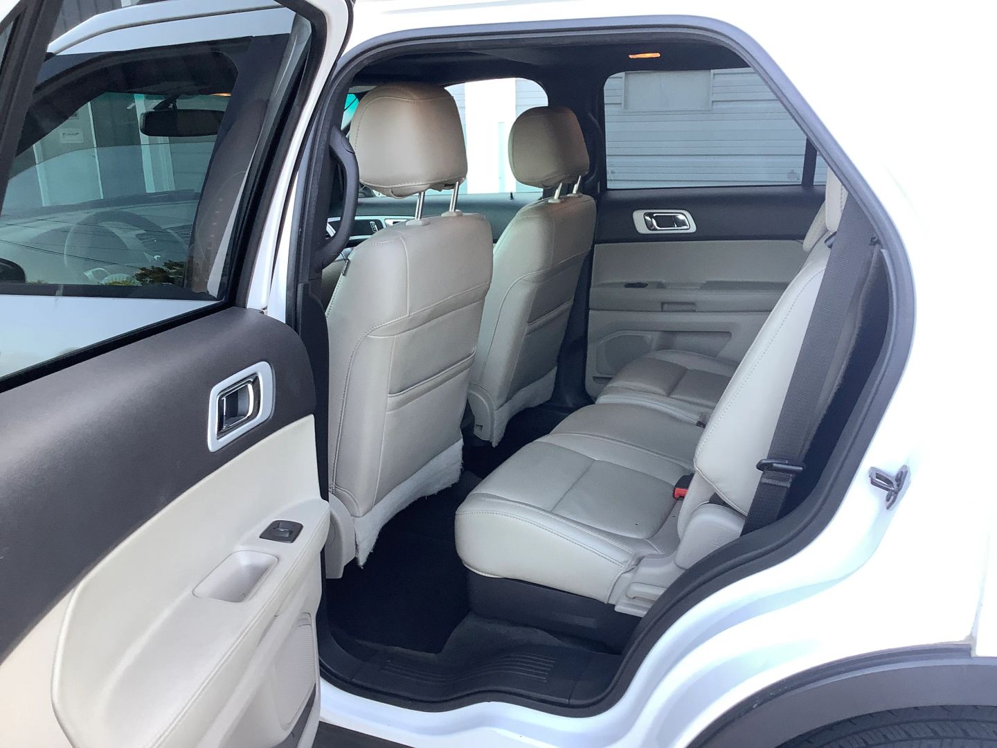 2014 Ford Explorer XLT photo 12