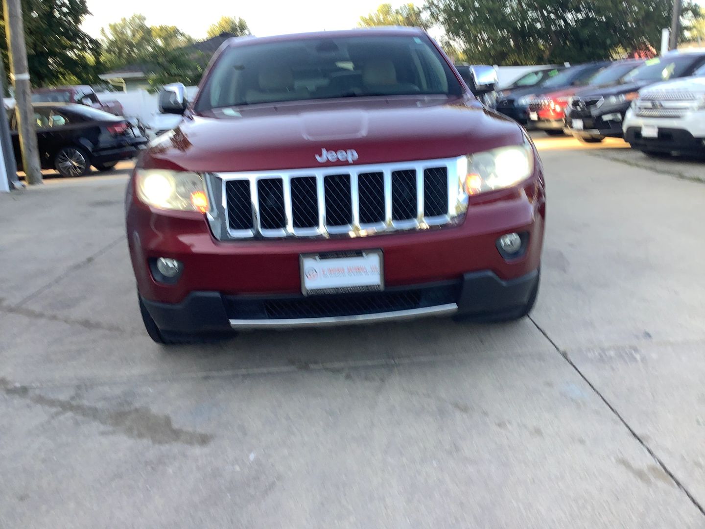 2013 Jeep Grand Cherokee Overland photo 2