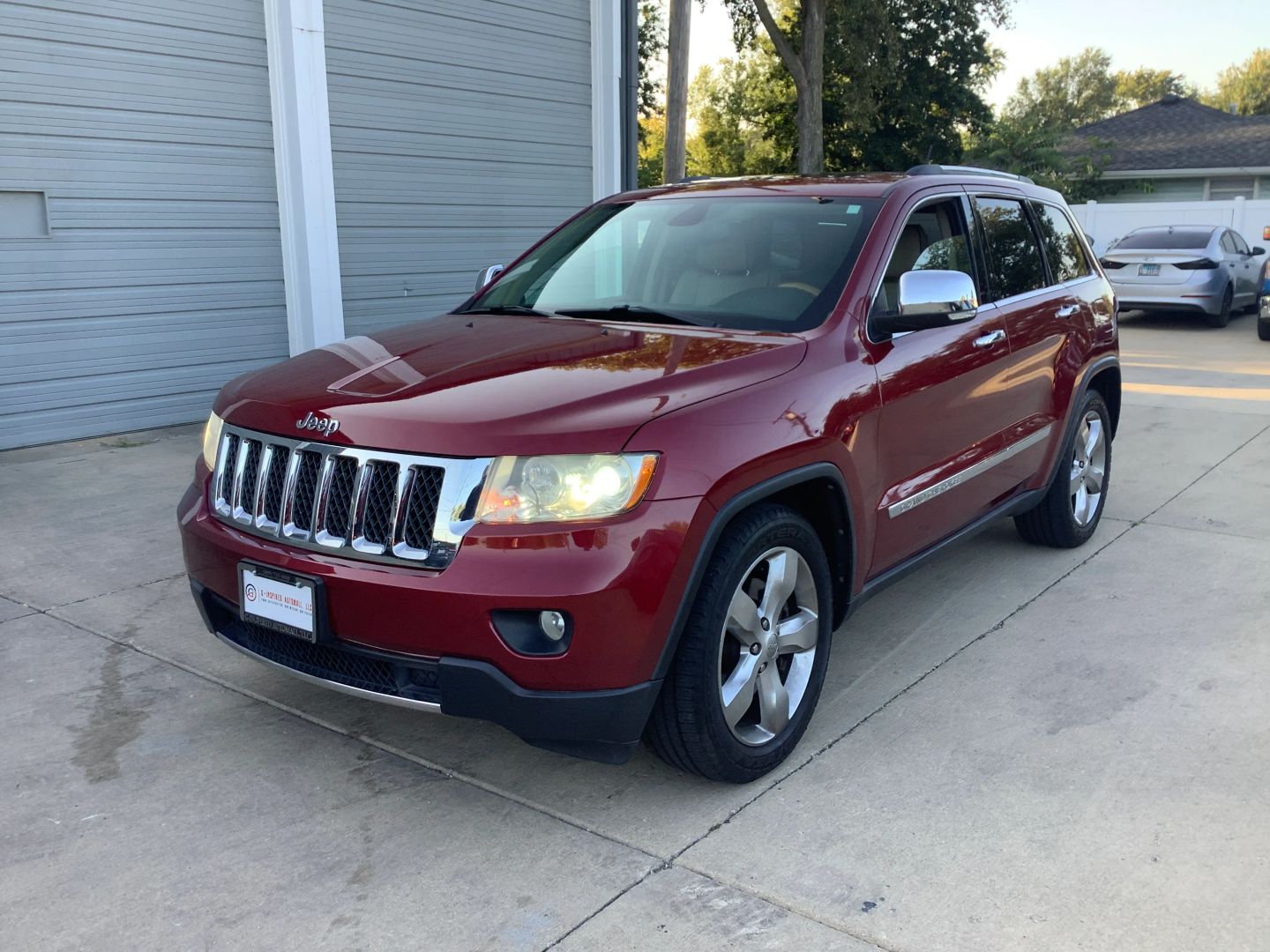 2013 Jeep Grand Cherokee Overland photo 3