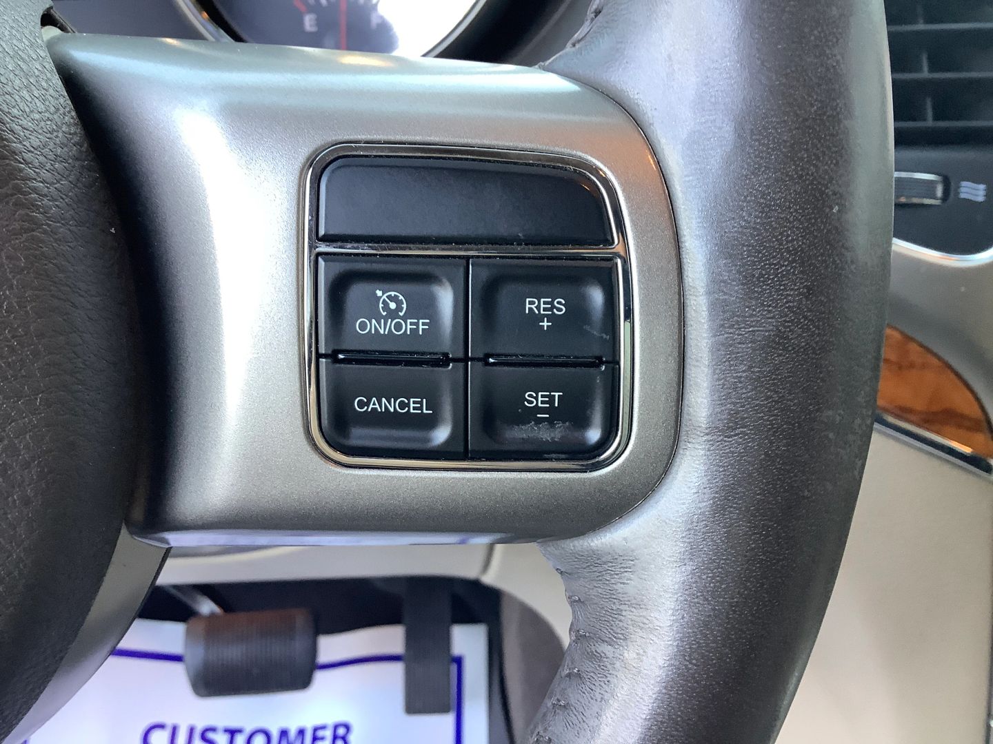 2013 Jeep Grand Cherokee Overland photo 22