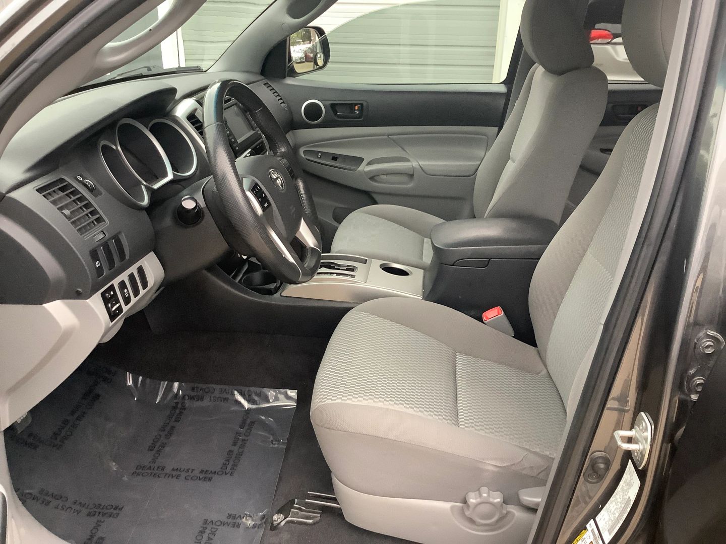 2013 Toyota Tacoma PreRunner photo 11