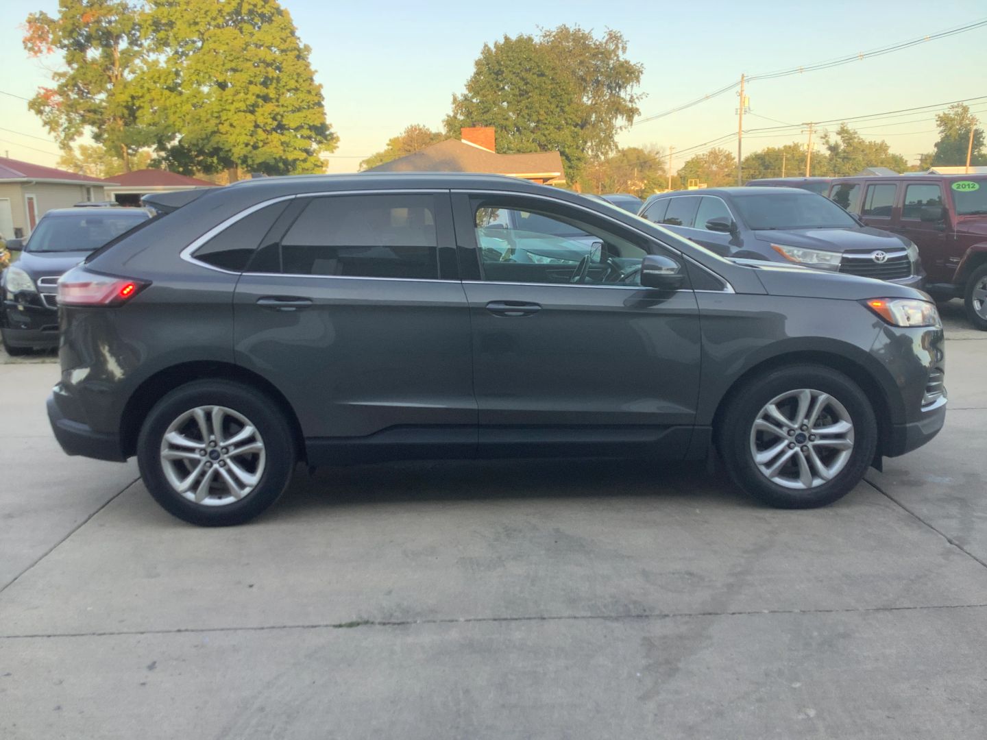2019 Ford Edge SEL photo 7