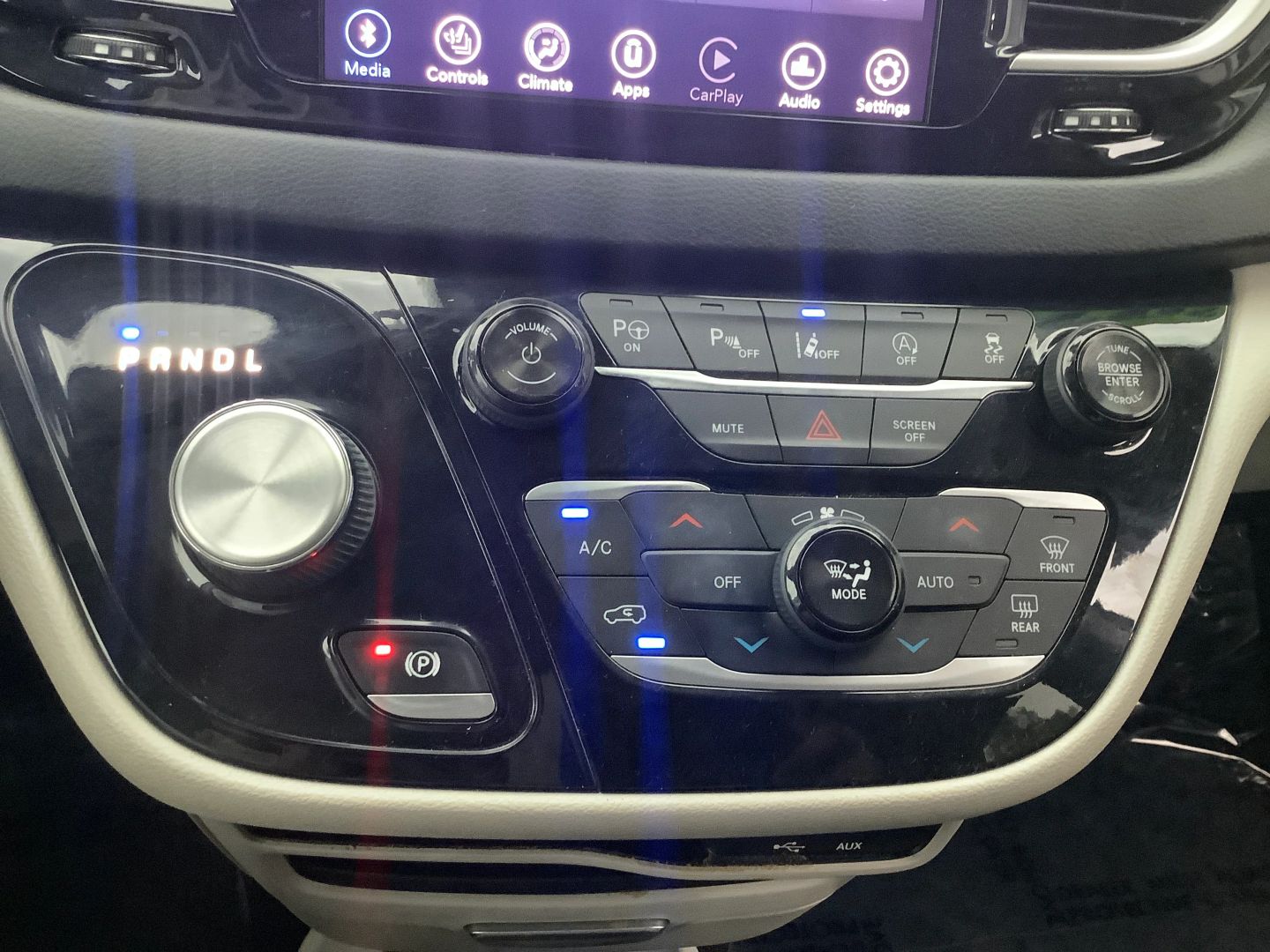 2018 Chrysler Pacifica Touring L photo 17