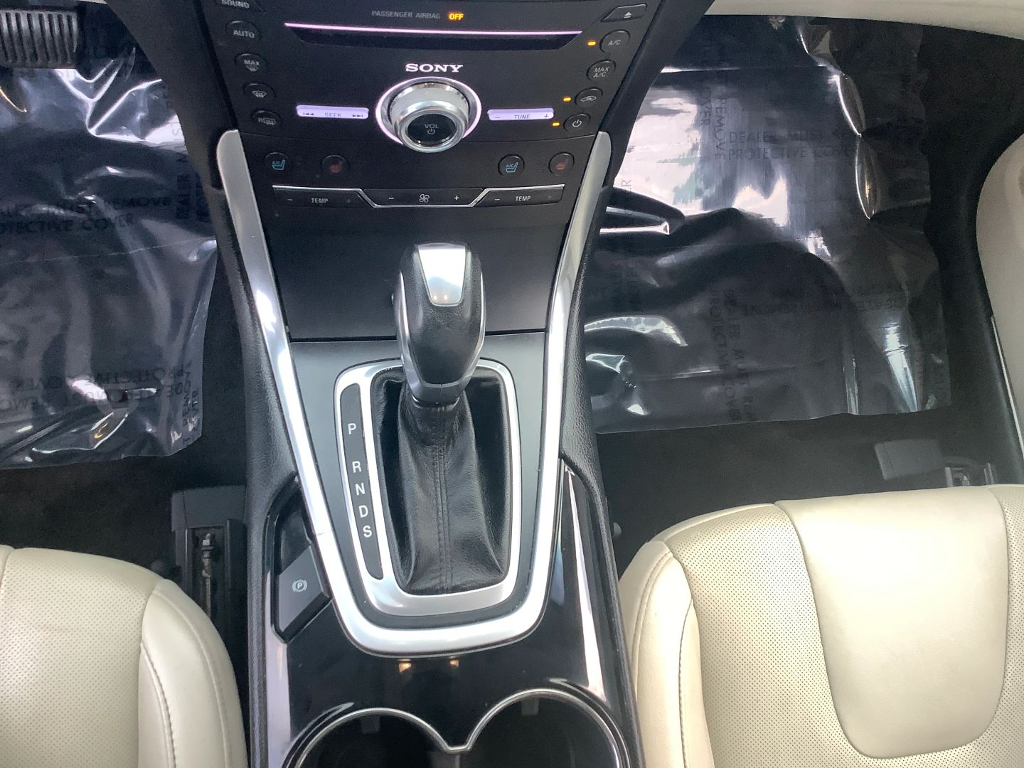 2018 Ford Edge Titanium photo 18