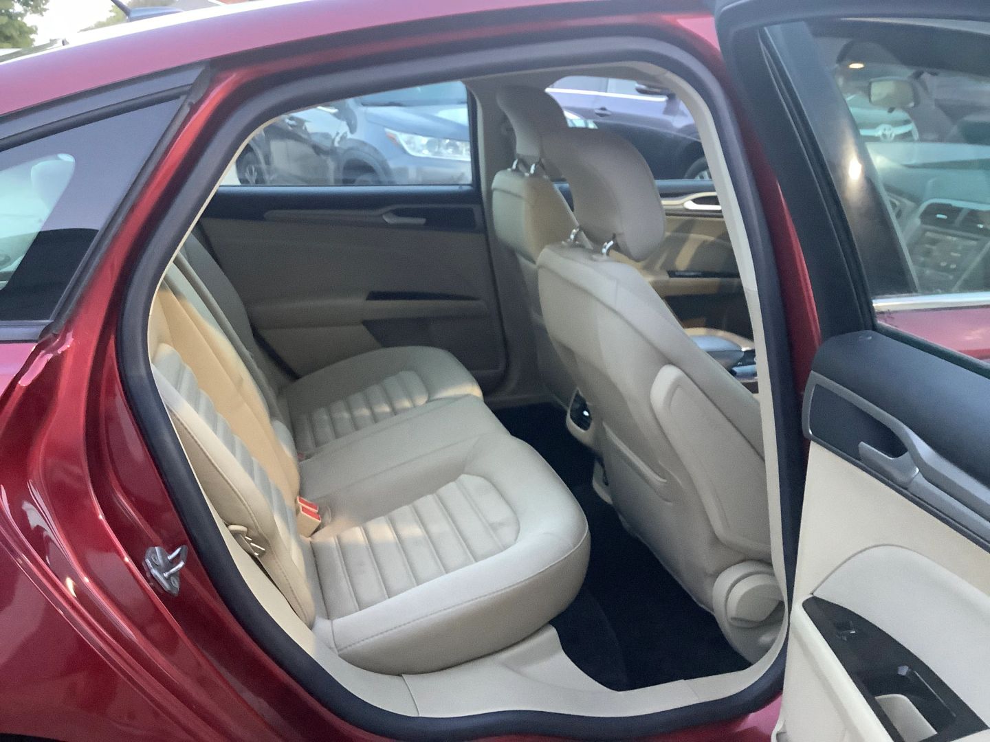 2013 Ford Fusion SE photo 10
